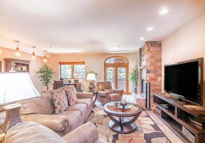 Bear Creek Lodge 213 by Alpine Lodging Telluride Telluride